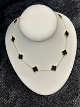 Load image into Gallery viewer, Luxe Clover Necklace
